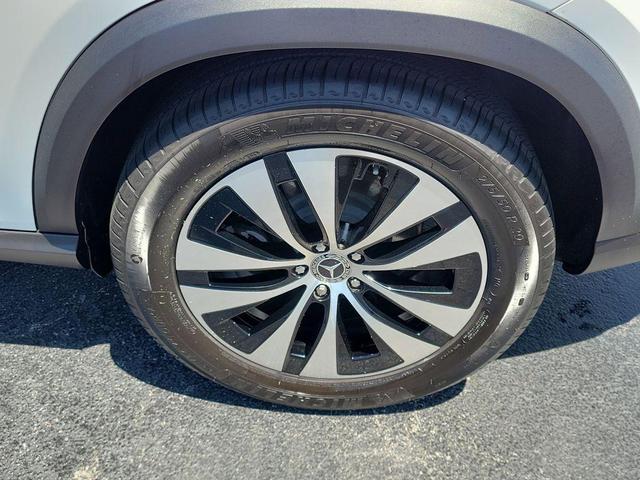Photo of 2025 Polar White Mercedes-Benz GLE 350