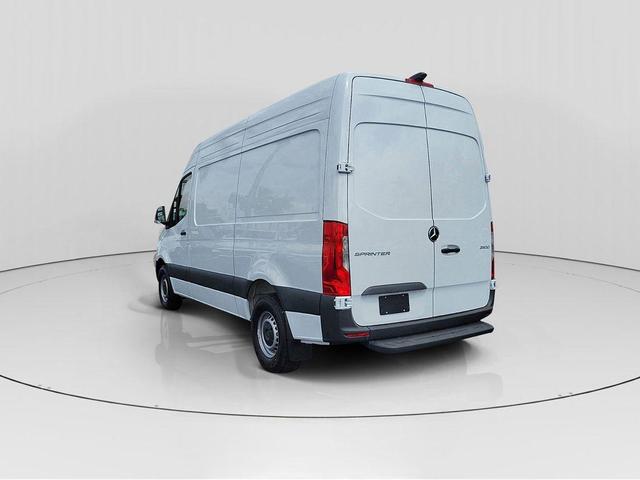 Photo of 2025 White Mercedes-Benz Sprinter 2500
