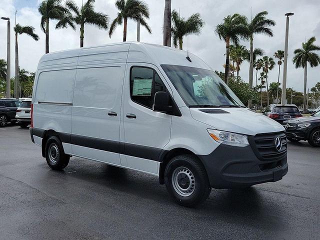 Photo of 2025 White Mercedes-Benz Sprinter 2500