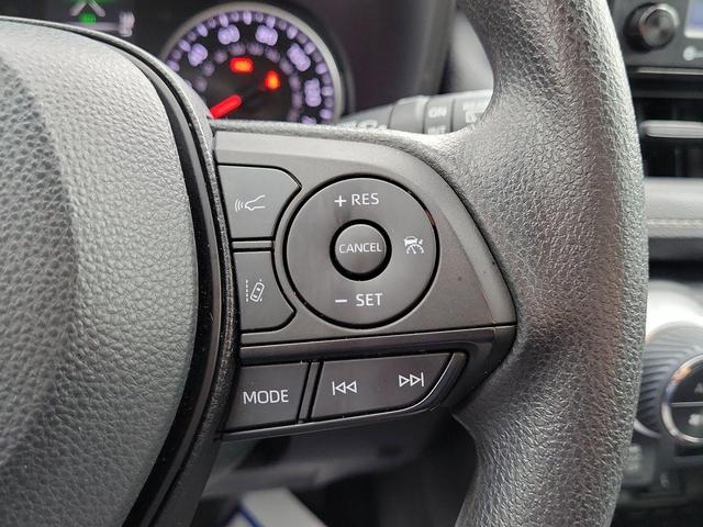 Photo of 2022 Midnight Black Metallic Toyota RAV4