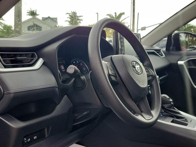 Photo of 2022 Midnight Black Metallic Toyota RAV4