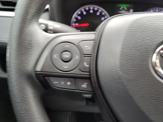 Photo of 2022 Midnight Black Metallic Toyota RAV4