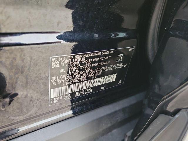 Photo of 2022 Midnight Black Metallic Toyota RAV4
