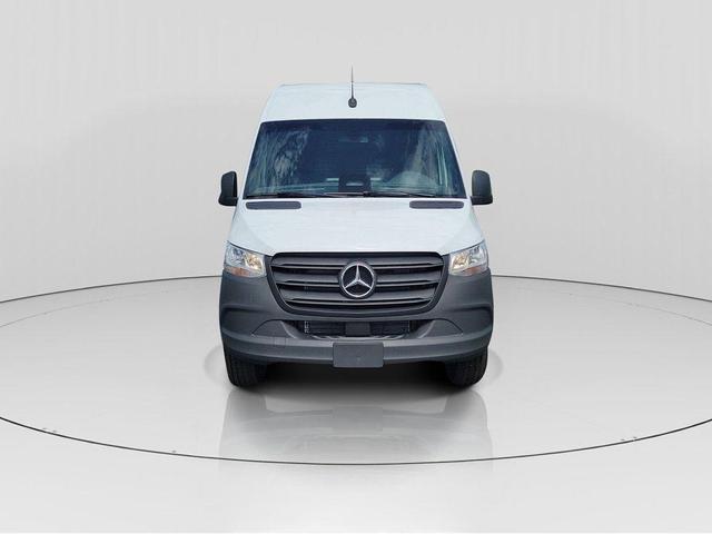 Photo of 2025 White Mercedes-Benz Sprinter 2500