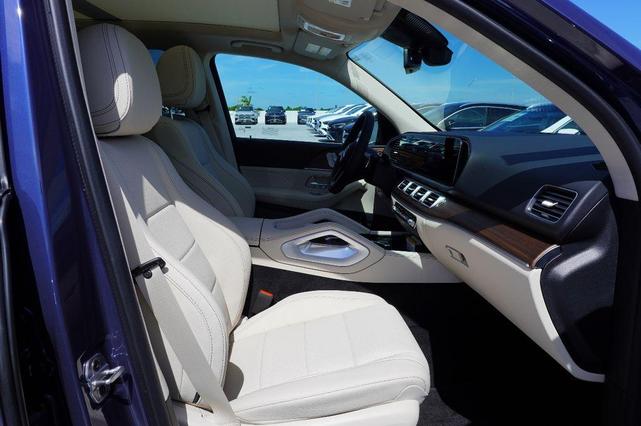 Photo of 2026 Blue Mercedes-Benz GLE 350