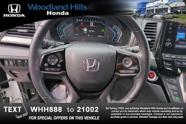 Photo of 2022 Platinum White Pearl Honda Odyssey