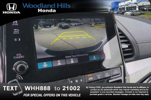 Photo of 2022 Platinum White Pearl Honda Odyssey