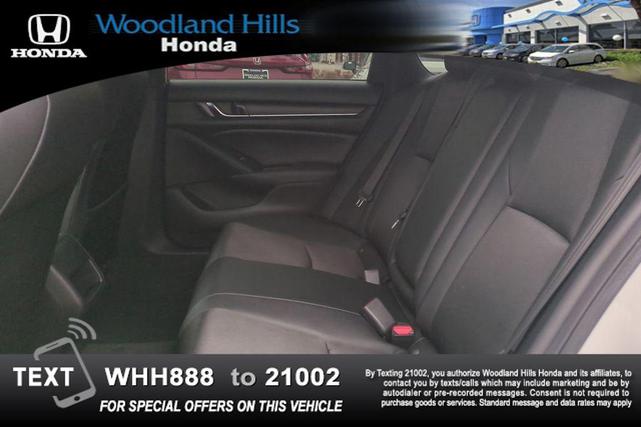 Photo of 2019 Platinum White Pearl Honda Accord