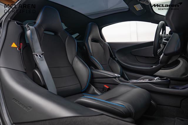 Photo of 2023 Aurora Blue McLaren GT