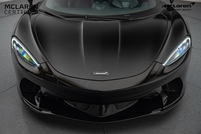 Photo of 2023 Aurora Blue McLaren GT