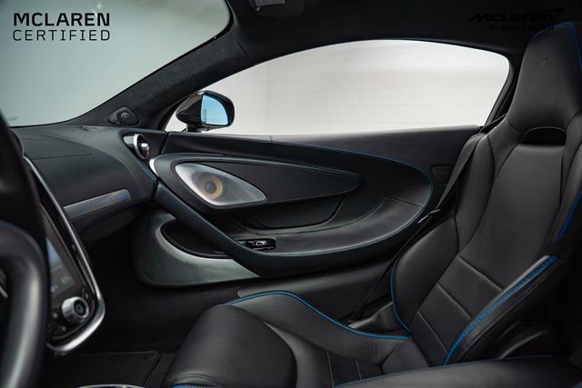 Photo of 2023 Aurora Blue McLaren GT
