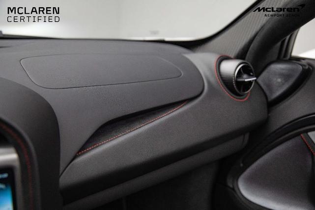 Photo of 2024 Silica White McLaren 750S