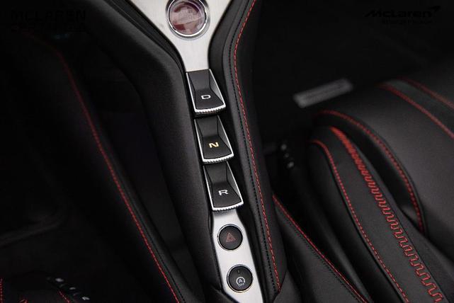 Photo of 2024 Silica White McLaren 750S