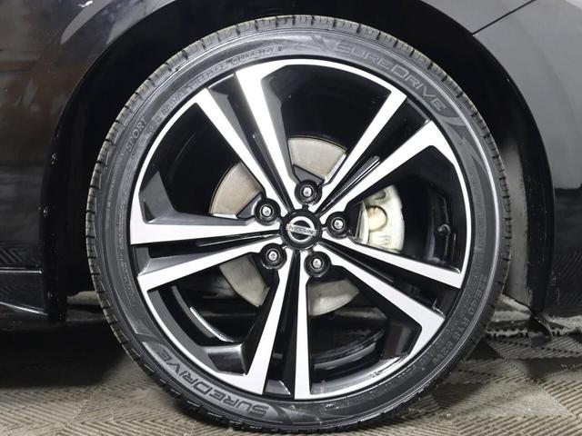 Photo of 2021 Super Black Nissan Sentra