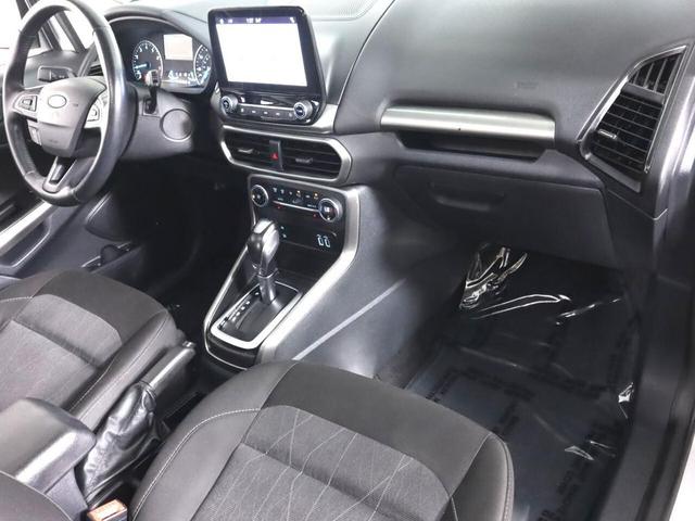 Photo of 2018 Moondust Silver Metallic Ford EcoSport