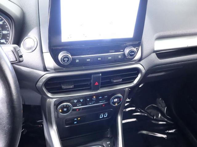 Photo of 2018 Moondust Silver Metallic Ford EcoSport