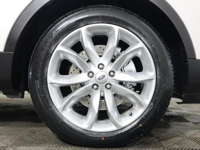 Photo of 2016 White Platinum Metallic Tri-Coat Ford Explorer