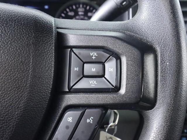 Photo of 2017 Oxford White Ford F-150