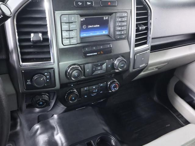 Photo of 2017 Oxford White Ford F-150