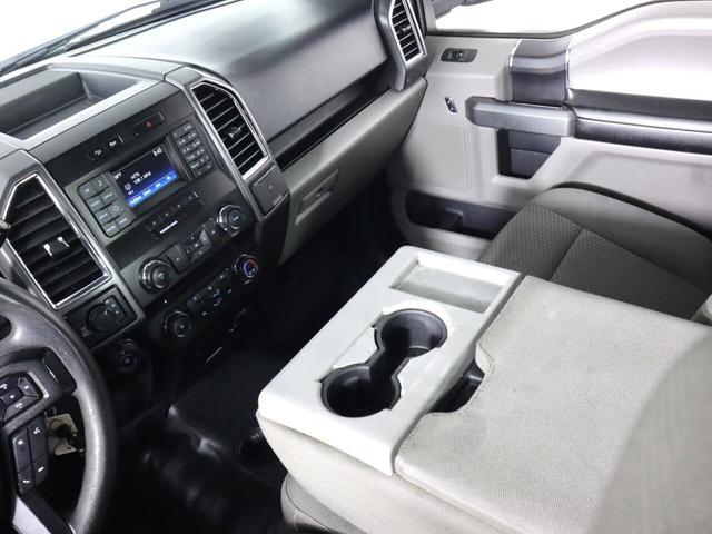 Photo of 2017 Oxford White Ford F-150