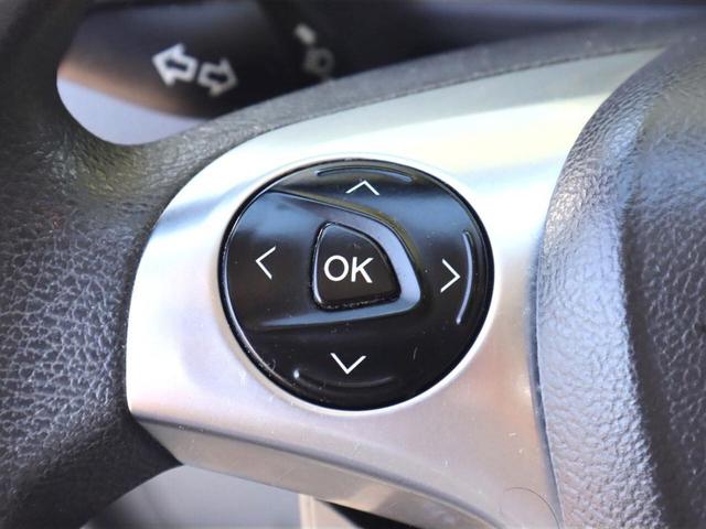 Photo of 2019 Oxford White Ford Transit-150