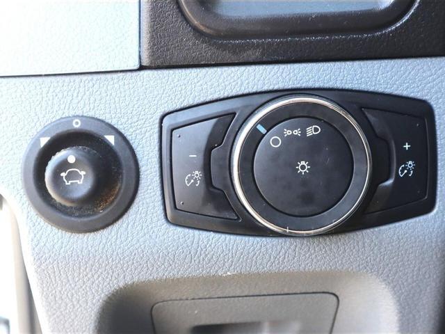Photo of 2019 Oxford White Ford Transit-150