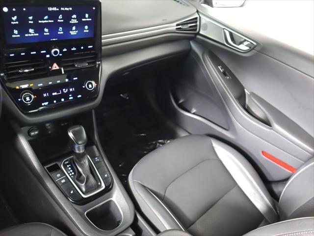 Photo of 2022 Black Noir Pearl Hyundai IONIQ Hybrid