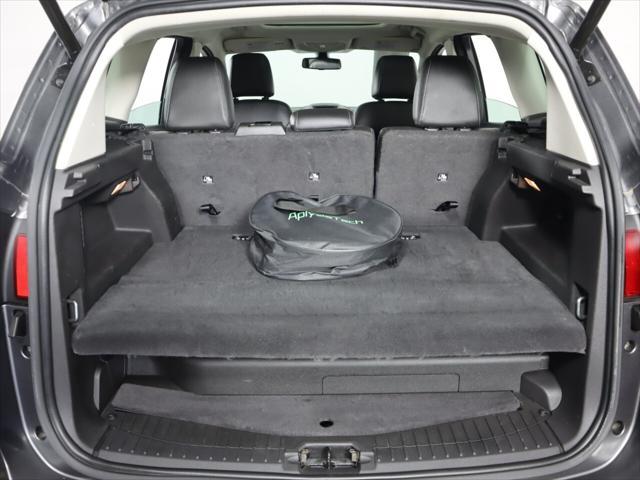 Photo of 2015 Magnetic Metallic Ford C-Max Energi