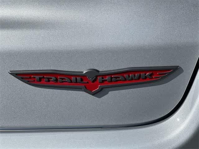 Photo of 2024 Silver Zynith Metallic Clearcoat Jeep Compass