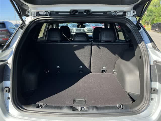 Photo of 2024 Silver Zynith Metallic Clearcoat Jeep Compass