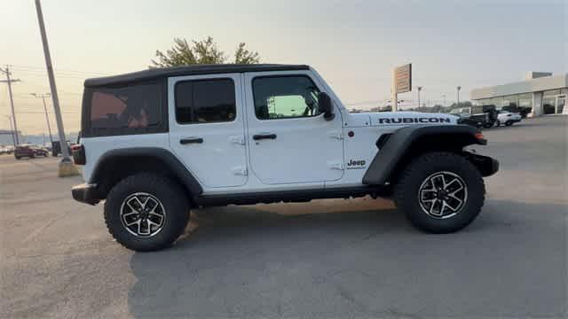 Photo of 2025 Bright White Clearcoat Jeep Wrangler