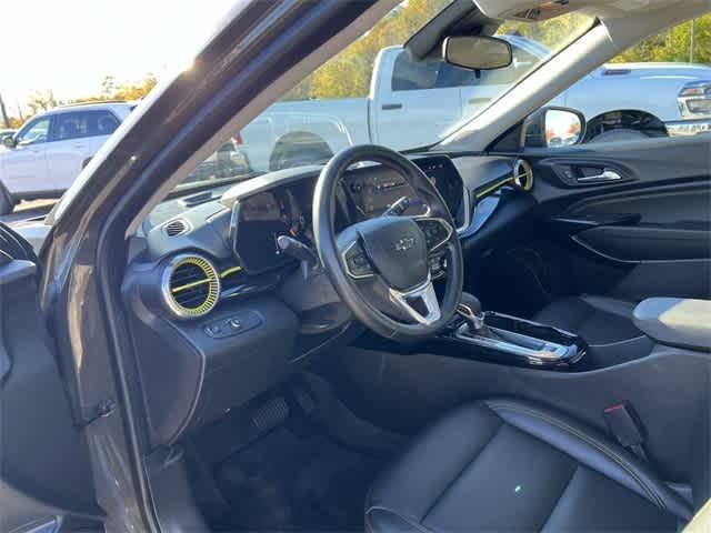 Photo of 2024 Harvest Bronze Metallic Chevrolet Trax