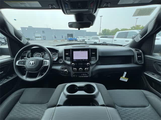 Photo of 2026 Granite Crystal Metallic Clearcoat RAM 1500