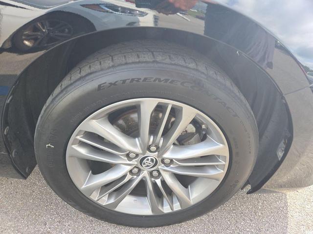 Photo of 2015 Attitude Black Toyota Camry