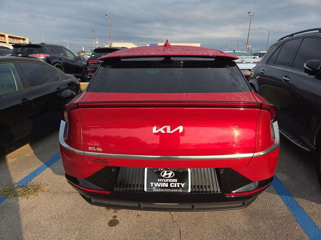 Photo of 2022 Runway Red Kia EV6