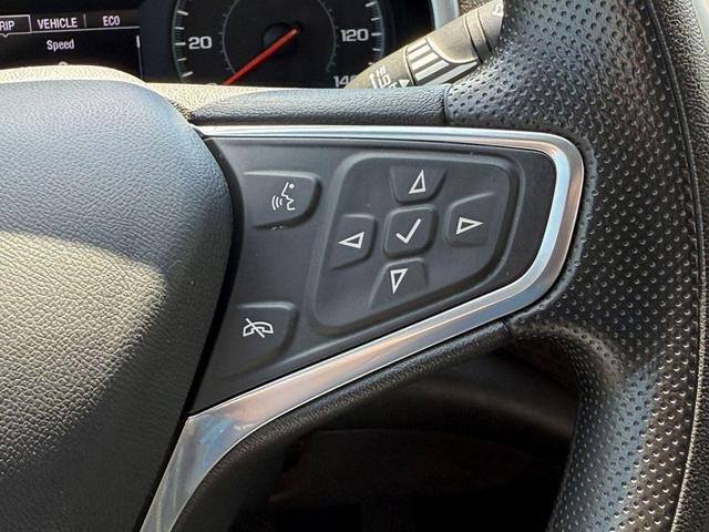 Photo of 2023 Summit White Chevrolet Malibu