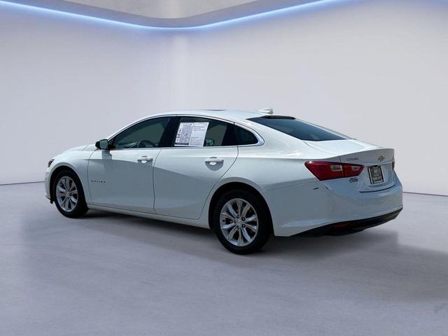 Photo of 2023 Summit White Chevrolet Malibu