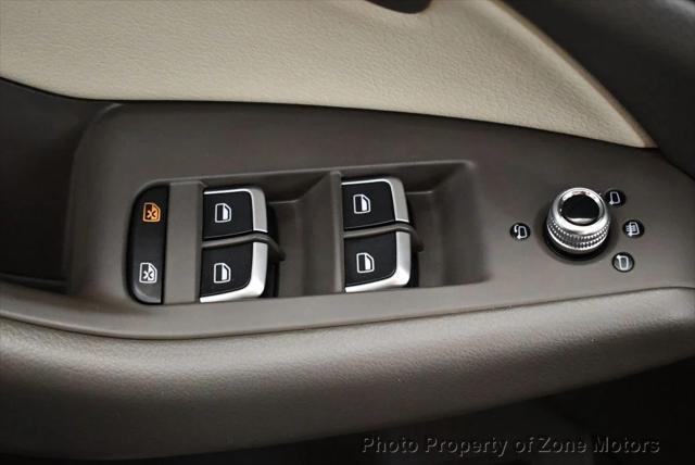 Photo of 2016 WHITE Audi Q5