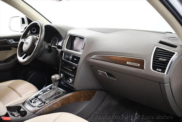 Photo of 2016 WHITE Audi Q5