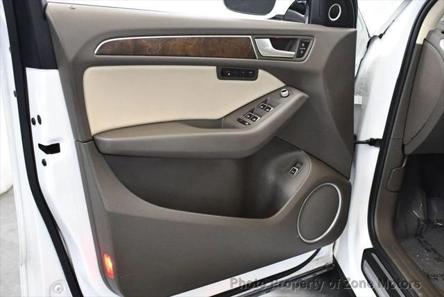 Photo of 2016 WHITE Audi Q5