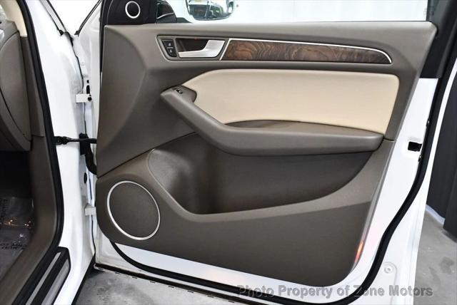 Photo of 2016 WHITE Audi Q5