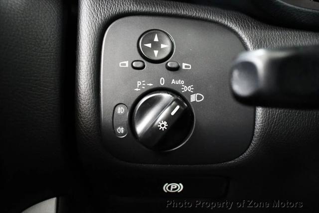 Photo of 2005 BLUE Mercedes-Benz C-Class
