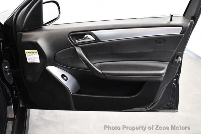 Photo of 2005 BLUE Mercedes-Benz C-Class