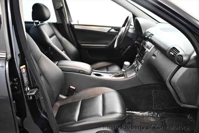 Photo of 2005 BLUE Mercedes-Benz C-Class