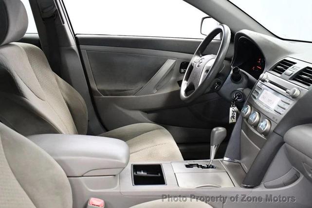 Photo of 2008 Classic Silver Metallic Toyota Camry