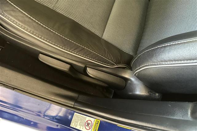 Photo of 2014 Blue Crush Metallic Toyota Corolla
