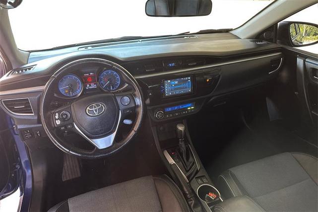 Photo of 2014 Blue Crush Metallic Toyota Corolla