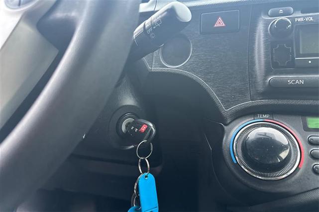 Photo of 2014  Toyota Prius c
