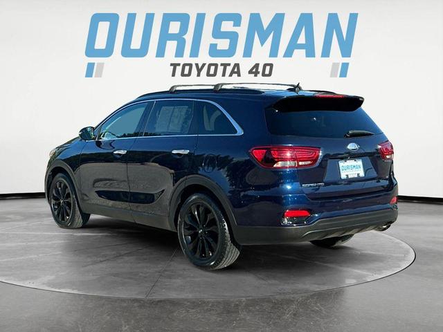Photo of 2019 Imperial Blue Kia Sorento