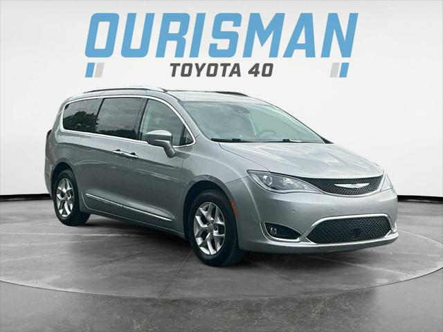 Photo of 2019 Billet Silver Metallic Clearcoat Chrysler Pacifica